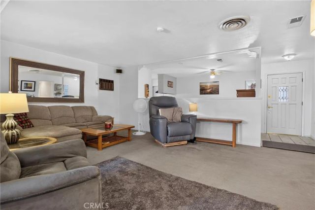 1396 Currant Avenue, Simi Valley, CA 93065