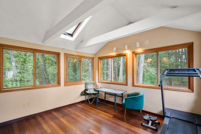 145 White Pond Rd, Hudson, MA 01749
