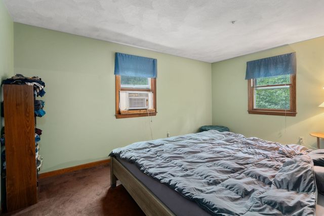 145 White Pond Rd, Hudson, MA 01749