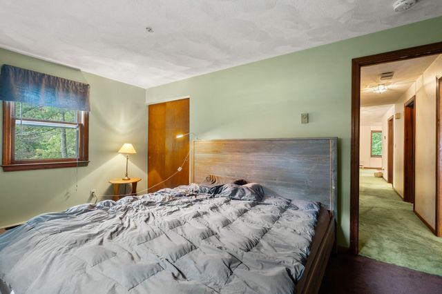 145 White Pond Rd, Hudson, MA 01749