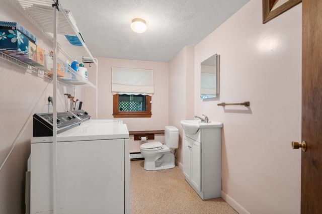 145 White Pond Rd, Hudson, MA 01749