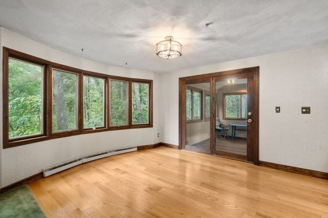 145 White Pond Rd, Hudson, MA 01749