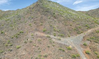 18XX W SENTINEL ROCK Road 2, Phoenix, AZ 85086