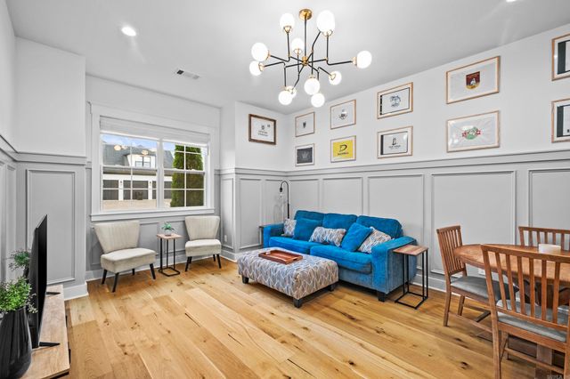 7230 Lake Point Circle, Benton, AR 72019