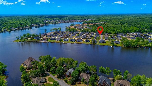 7230 Lake Point Circle, Benton, AR 72019