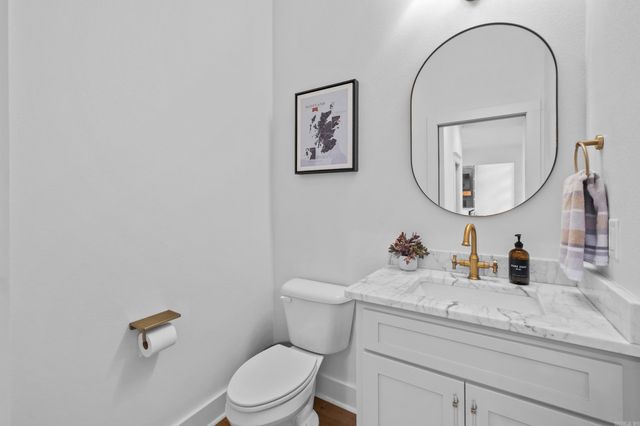 7230 Lake Point Circle, Benton, AR 72019