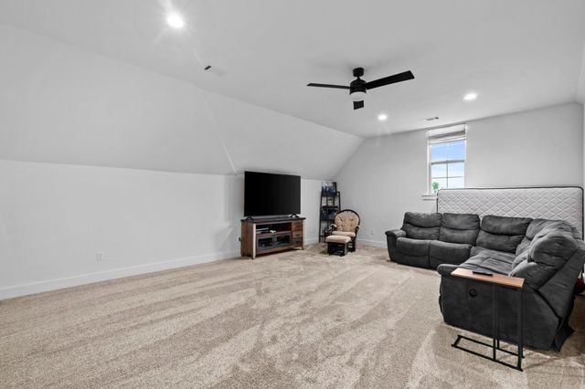 7230 Lake Point Circle, Benton, AR 72019