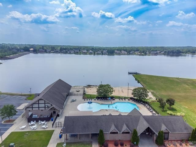 7230 Lake Point Circle, Benton, AR 72019
