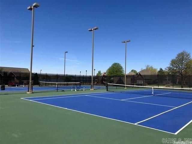 7230 Lake Point Circle, Benton, AR 72019