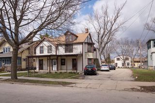 400 McCall STREET #404, Waukesha, WI 53186