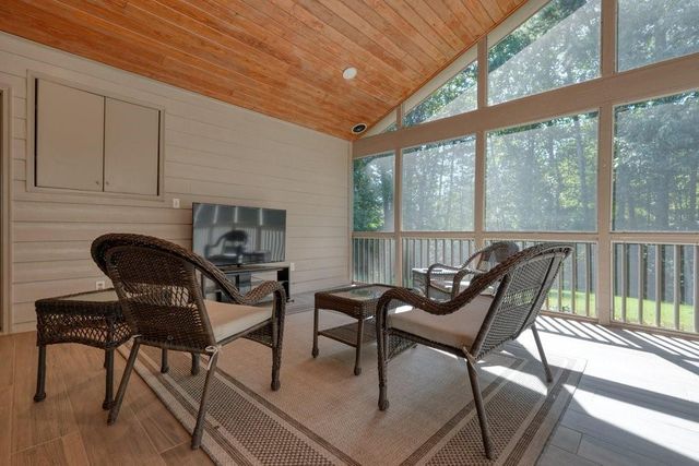 4013 Ironhill Lane, Woodstock, GA 30189