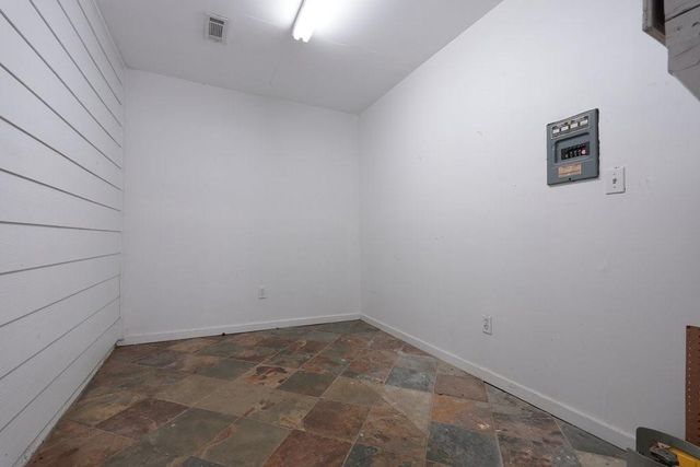 4013 Ironhill Lane, Woodstock, GA 30189