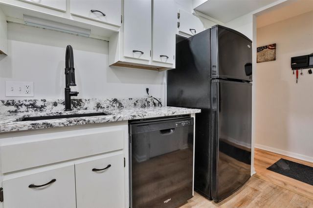 7 Blackstone Dr Apt 36, Nashua, NH 03063