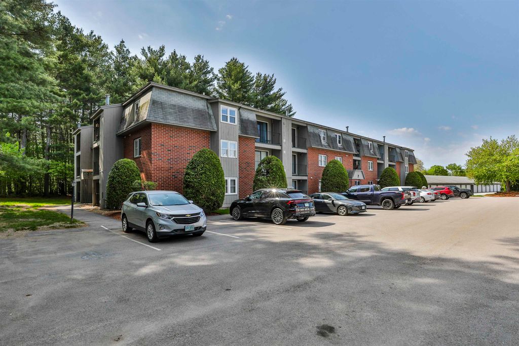 7 Blackstone Dr Apt 36, Nashua, NH 03063