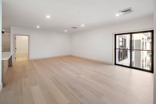 1025 Massachusetts Avenue 304, Arlington, MA 02476