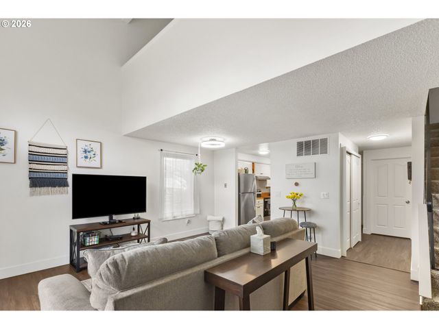 3828 AUBURN Rd, Salem, OR 97301