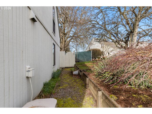 3828 AUBURN Rd, Salem, OR 97301