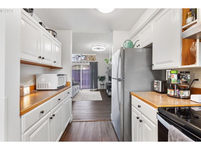 3828 AUBURN Rd, Salem, OR 97301