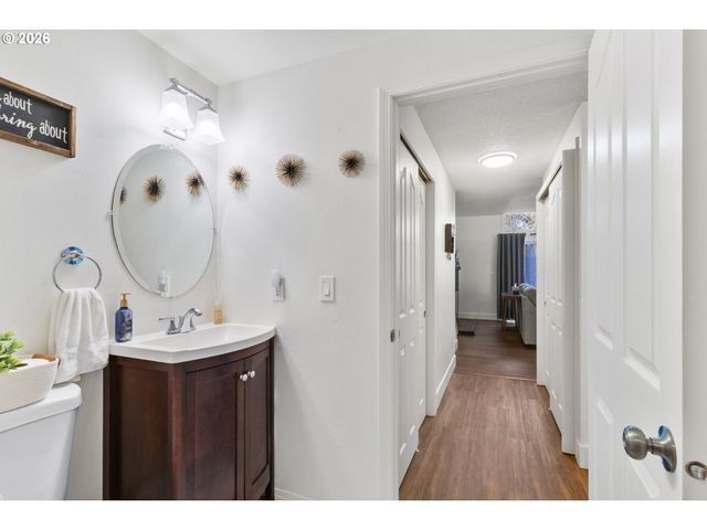 3828 AUBURN Rd, Salem, OR 97301