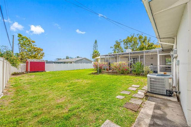 11601 86TH AVENUE, Seminole, FL 33772