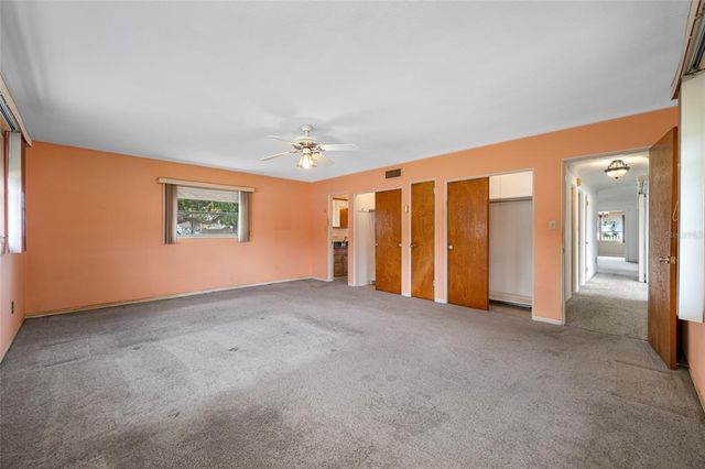 11601 86TH AVENUE, Seminole, FL 33772