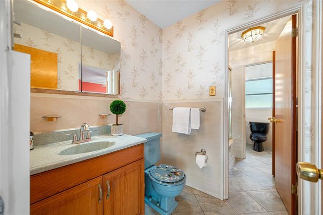 11601 86TH AVENUE, Seminole, FL 33772