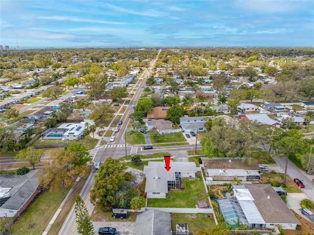 11601 86TH AVENUE, Seminole, FL 33772