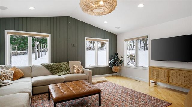 139 Canterbury Road, Eau Claire, WI 54701