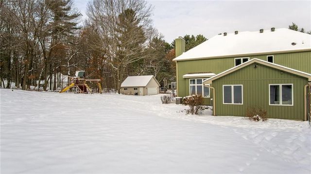 139 Canterbury Road, Eau Claire, WI 54701