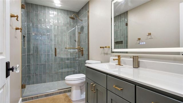 139 Canterbury Road, Eau Claire, WI 54701