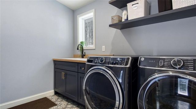 139 Canterbury Road, Eau Claire, WI 54701