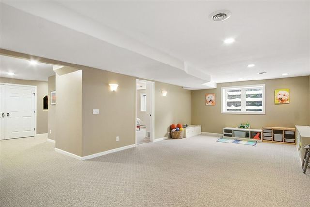 139 Canterbury Road, Eau Claire, WI 54701