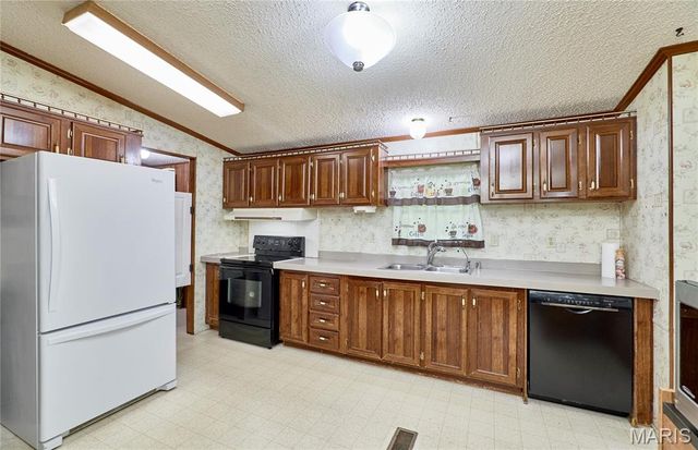 117 Cedar Parc Lane, Troy, MO 63379