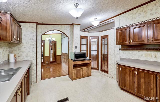 117 Cedar Parc Lane, Troy, MO 63379