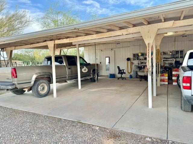 27021 N 211TH Avenue, Wittmann, AZ 85361