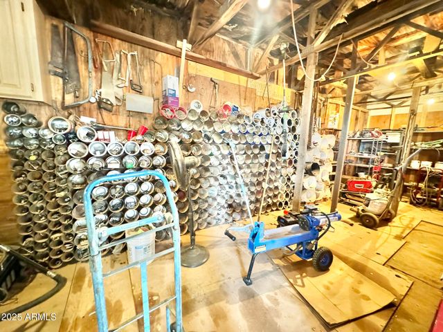 27021 N 211TH Avenue, Wittmann, AZ 85361