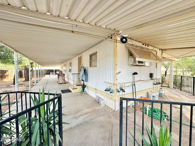 27021 N 211TH Avenue, Wittmann, AZ 85361