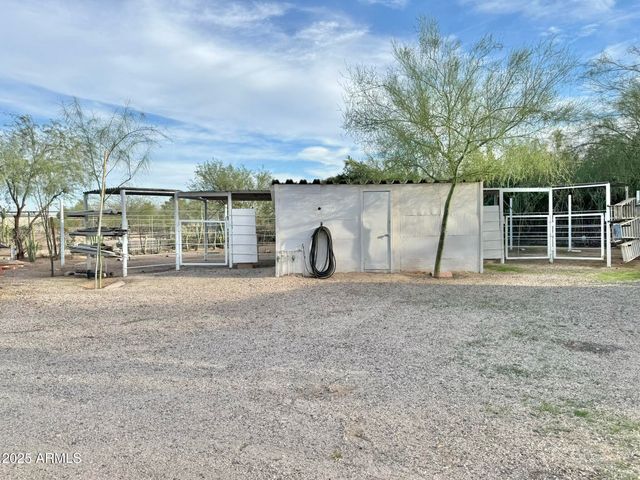 27021 N 211TH Avenue, Wittmann, AZ 85361