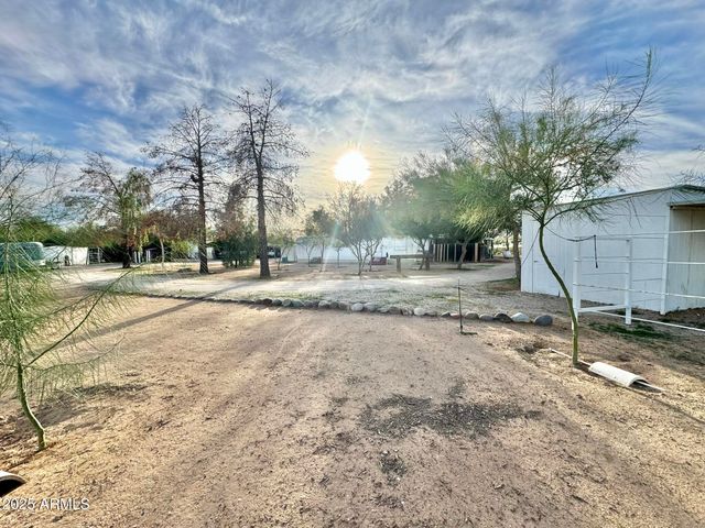 27021 N 211TH Avenue, Wittmann, AZ 85361