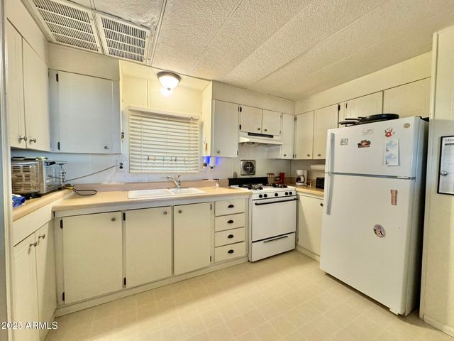 27021 N 211TH Avenue, Wittmann, AZ 85361