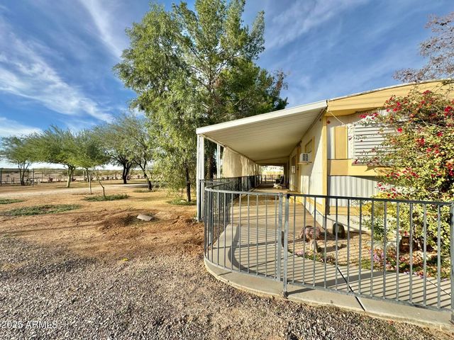27021 N 211TH Avenue, Wittmann, AZ 85361