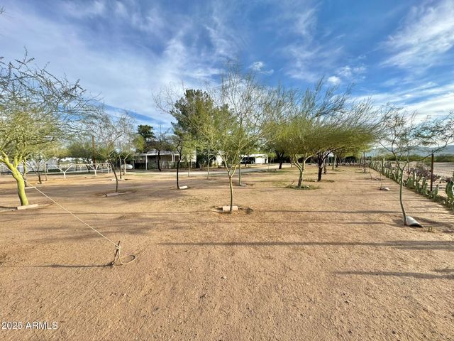 27021 N 211TH Avenue, Wittmann, AZ 85361