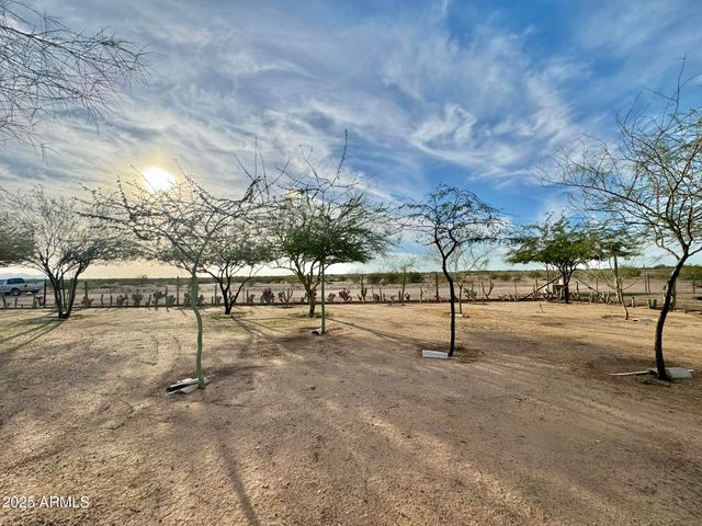 27021 N 211TH Avenue, Wittmann, AZ 85361