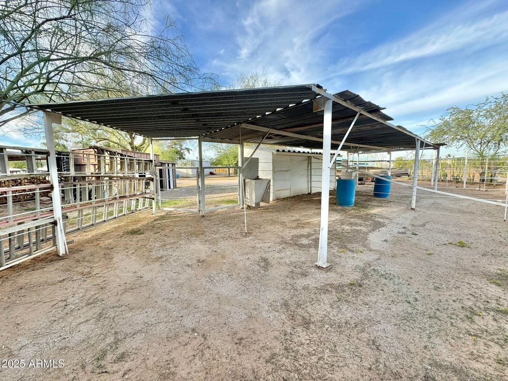 27021 N 211TH Avenue, Wittmann, AZ 85361 — photo 2