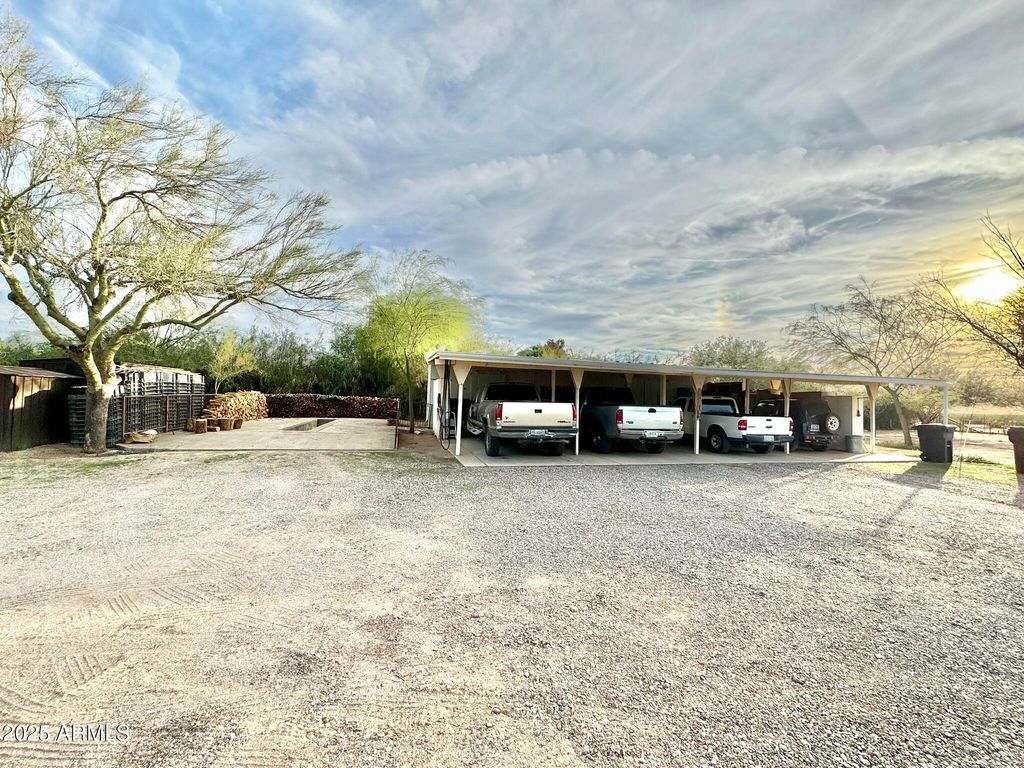 27021 N 211TH Avenue, Wittmann, AZ 85361 — photo 5