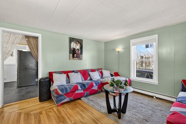 70 Dickey Street, Manchester, NH 03102