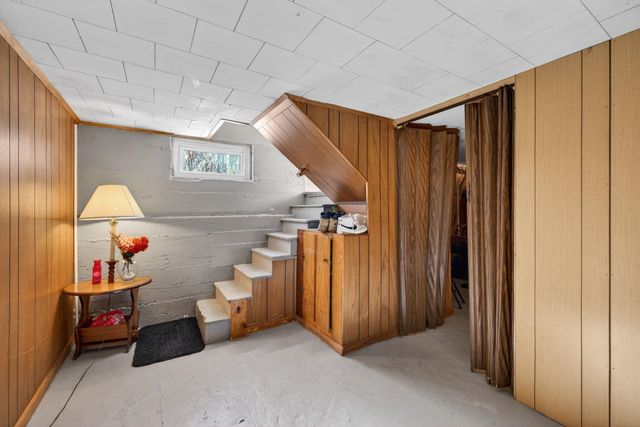 70 Dickey Street, Manchester, NH 03102