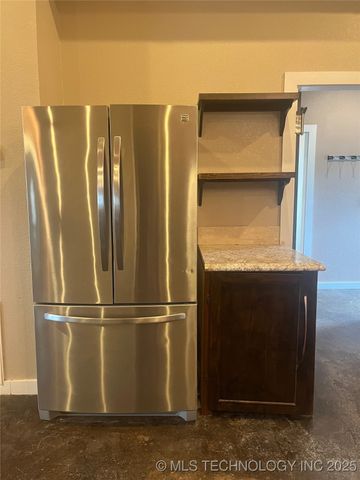 64 Crescent, Ardmore, OK 73401