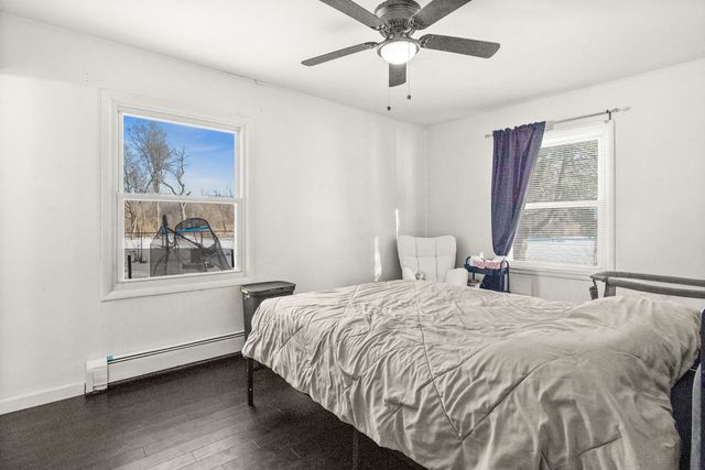 350 8th Avenue, Marengo, IL 60152