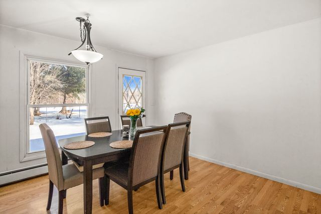 350 8th Avenue, Marengo, IL 60152